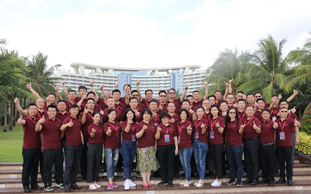 震旦家具2018年全國經(jīng)銷商峰會(huì)(圖1) 震旦家具2018年全國經(jīng)銷商峰會(huì)(圖1)